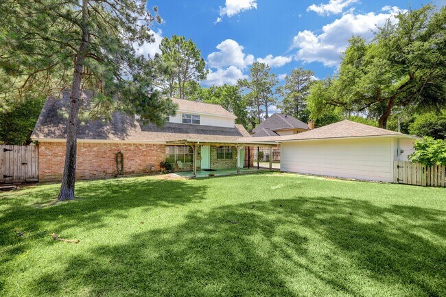 Building Photo - 5714 Spanish Oak Dr