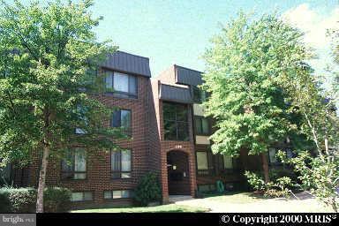 Building Photo - 128 Roberts Ln