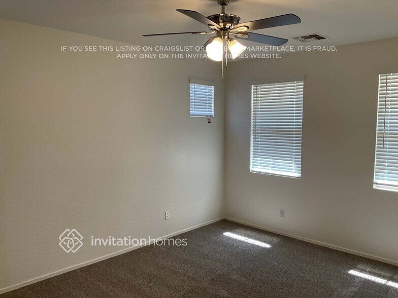 Building Photo - 4221 S Ponderosa Dr