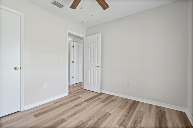 Building Photo - 22710 Mattingly St
