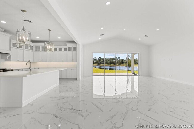 Building Photo - 10264 Field Flower Trl