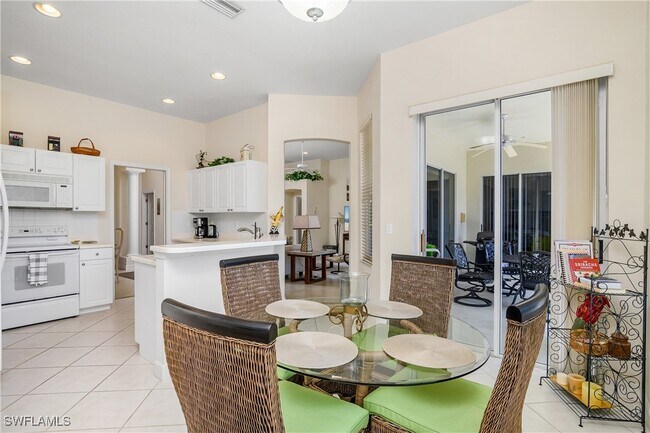 Building Photo - 2256 Island Cove Cir
