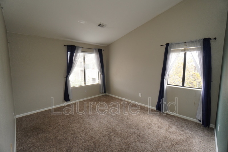 Building Photo - 7474 S Alkire St