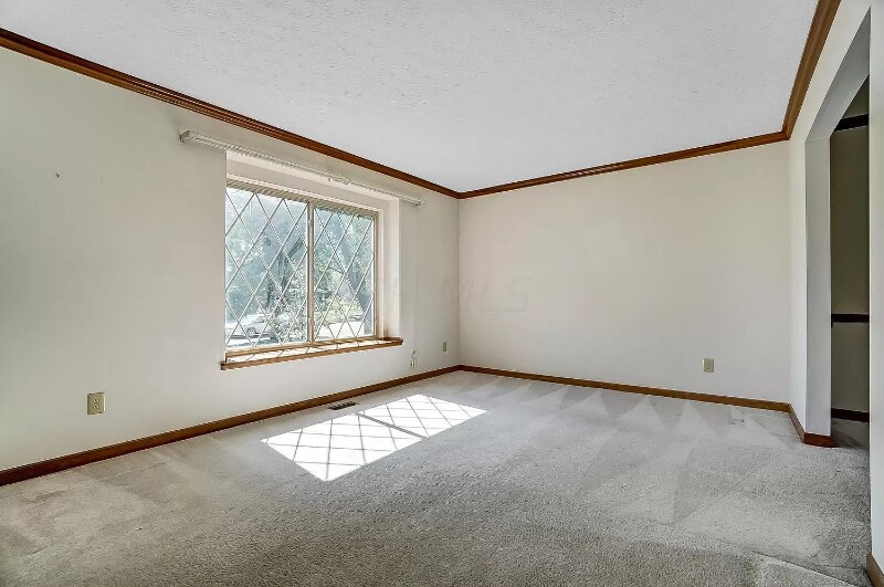 Building Photo - 2967 Honeysuckle Ln