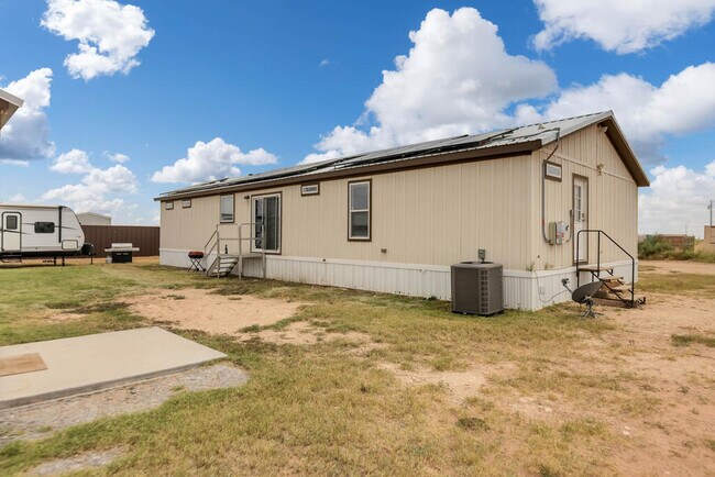 Building Photo - 4220 S County Rd