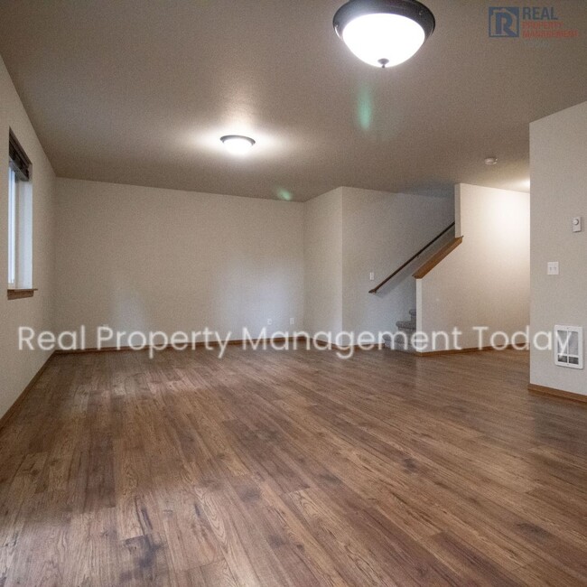 Building Photo - $200.00 OFF MOVE IN! Charming 3 Bedroom 2....