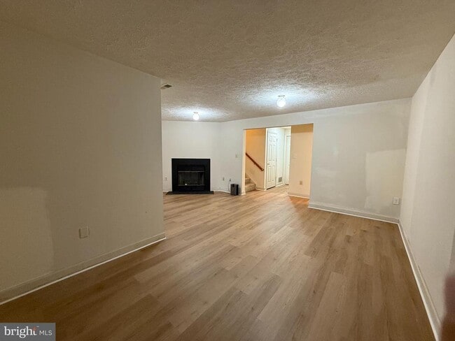 Building Photo - 58 Drumcastle Ct