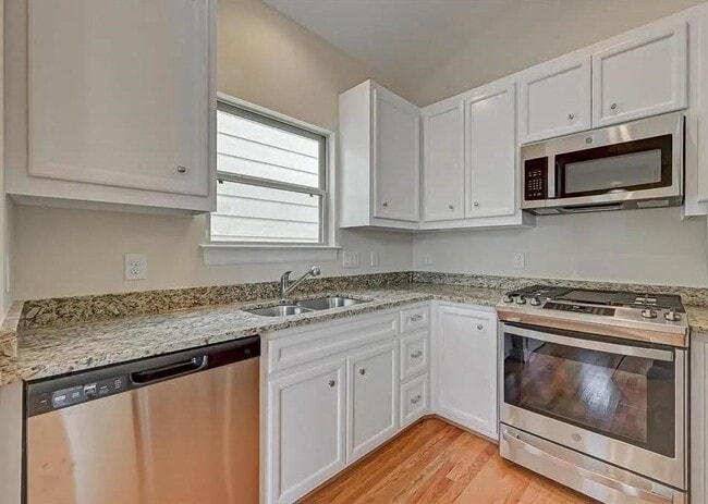 Building Photo - 11512 Main Cypress Dr