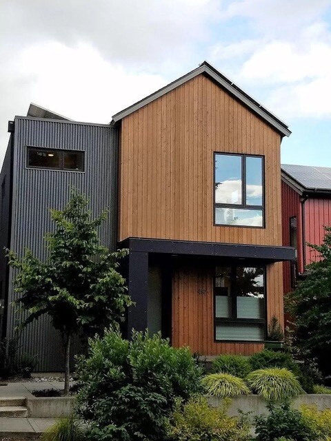 Building Photo - 452 Grow Ave NW
