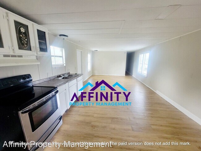 Building Photo - 2 br, 1 bath House - 112 Lee Road 703