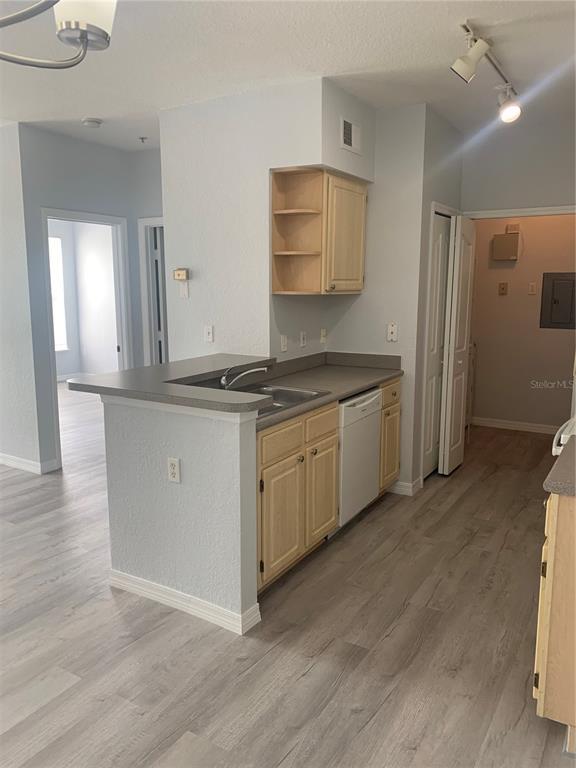 Building Photo - 8900 Legacy Ct