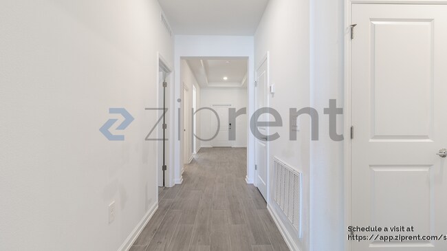 Building Photo - 2898 Armstrong Ave