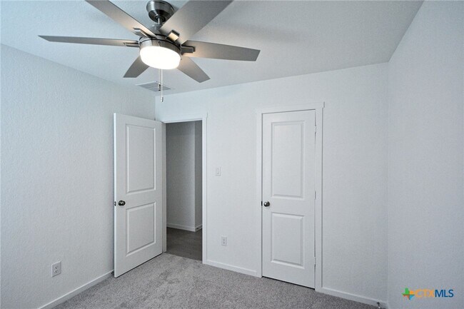 Building Photo - 1506 Pile Trl