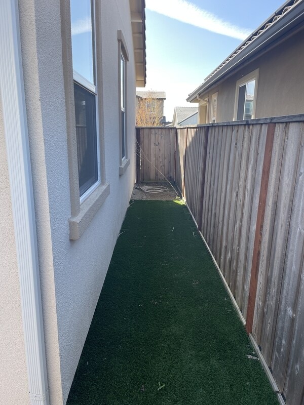 Building Photo - 5820 Kristina Pl