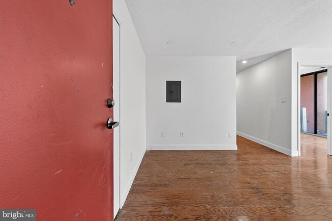 Building Photo - 16 S Van Dorn St