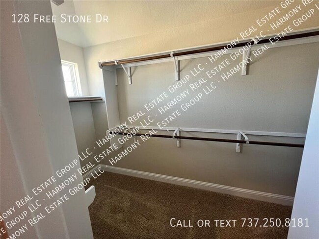 Building Photo - 128 Free Stone Dr