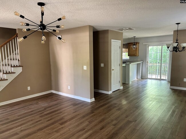 Building Photo - 17 Sugar Maple Ct