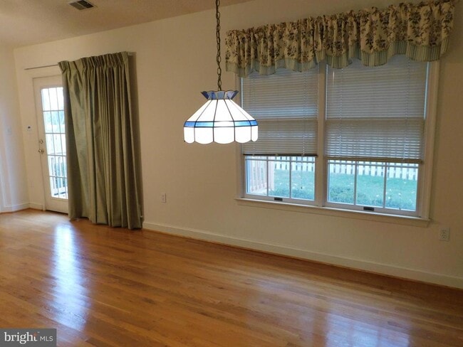 Building Photo - 108 Senseny Glen Dr