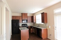 Building Photo - 2424 Sardis Chase Ct