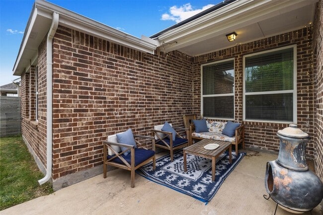 Building Photo - 1913 Kaiser Cove