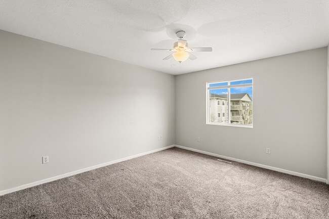 Building Photo - 3821 Marigold Dr