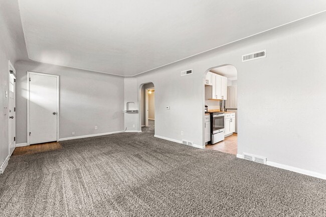 Building Photo - 3609 Hudson St