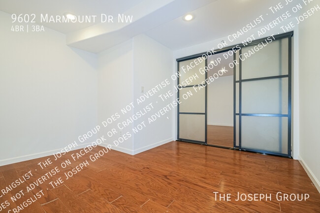 Building Photo - 9602 Marmount Dr NW