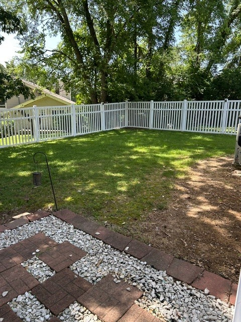 Building Photo - 446 Down Hill Dr
