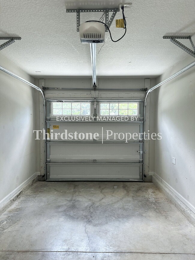 Building Photo - 1209 Neva St