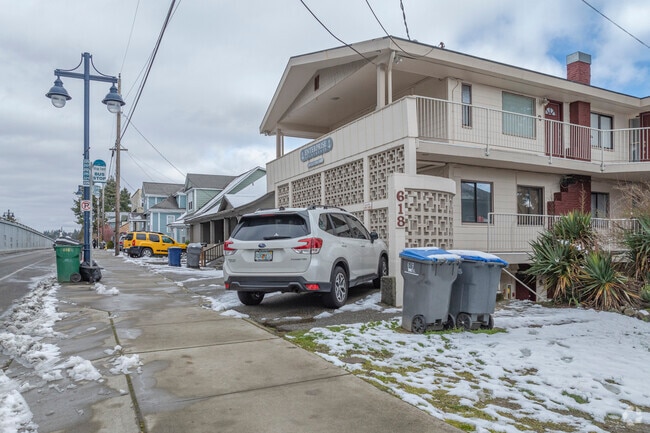 Building Photo - 618 Washington Ave