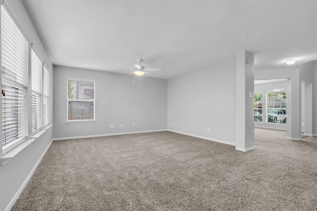 Building Photo - 23610 Hidden Maple Dr