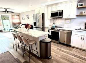 Building Photo - 68-090-90 Au St