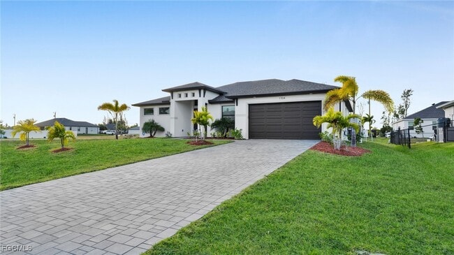 Building Photo - 1704 NW 38th Ave