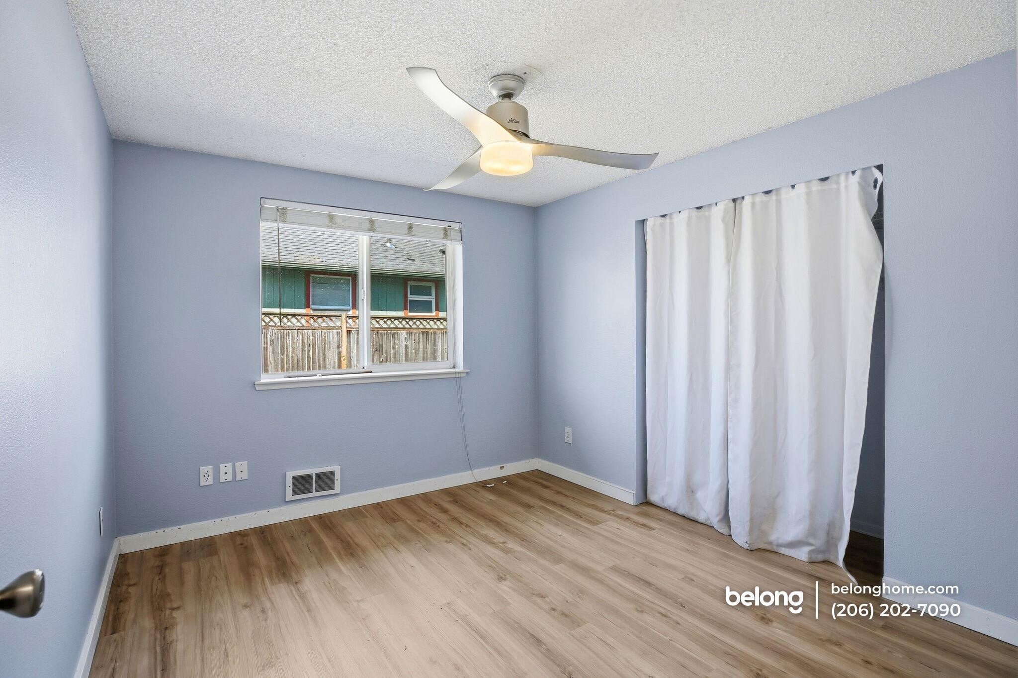 Building Photo - 9243 Palatine Ave N