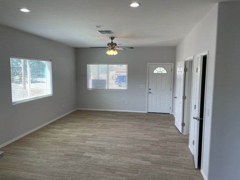 Building Photo - 1859 Tijuana Ct