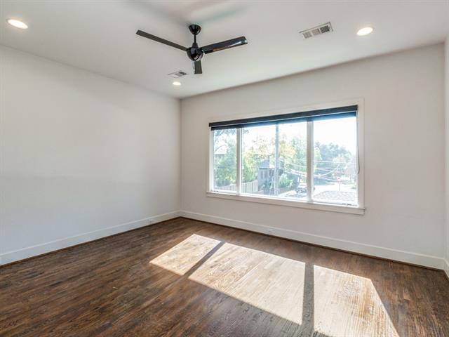 Building Photo - 6166 Llano Ave
