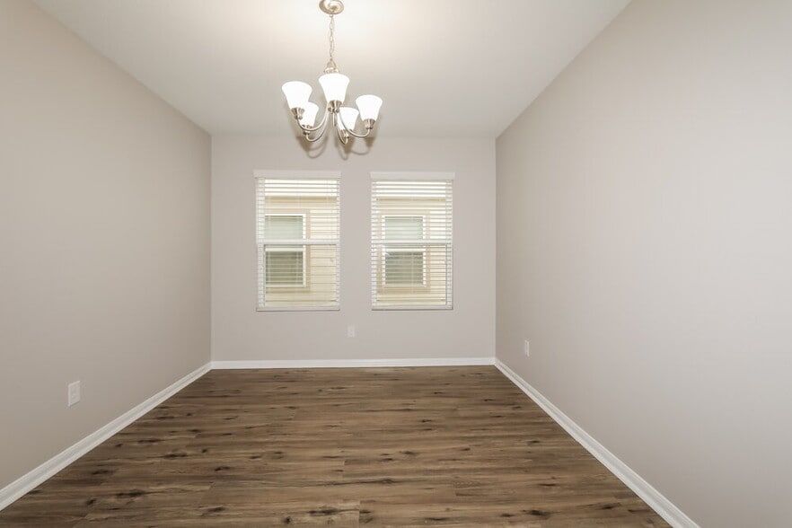 Building Photo - 9943 Chimney Swift Ln