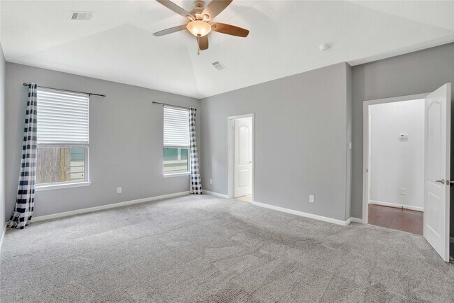 Building Photo - 10514 Kentington Oak Dr