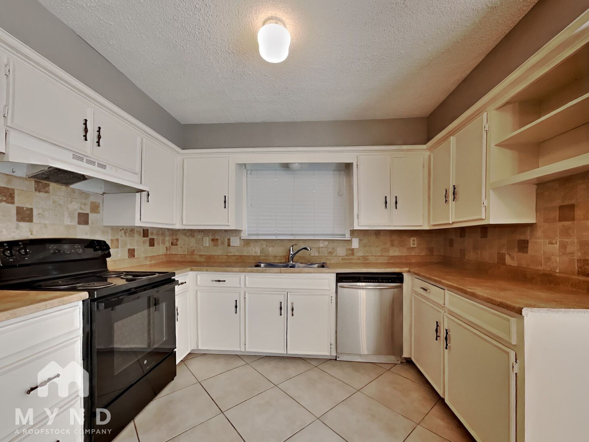 Building Photo - 314 Towne House Ln