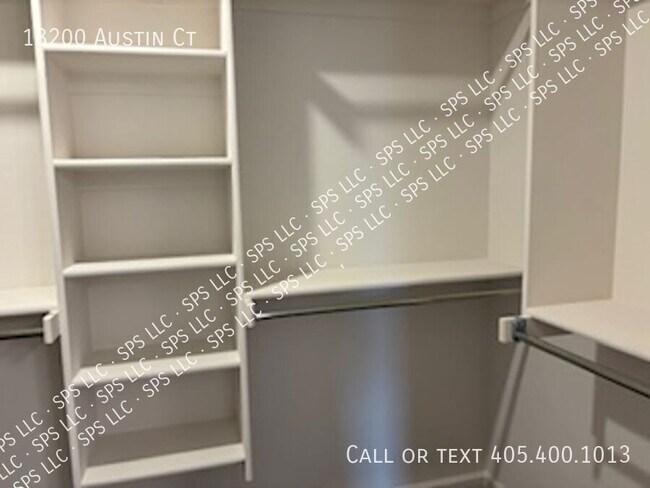 Building Photo - 18200 Austin Ct