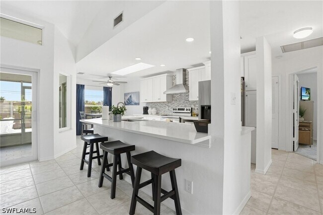 Building Photo - 132 Bordeaux Cir