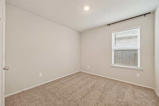 Building Photo - 21501 Rustic Elm Dr