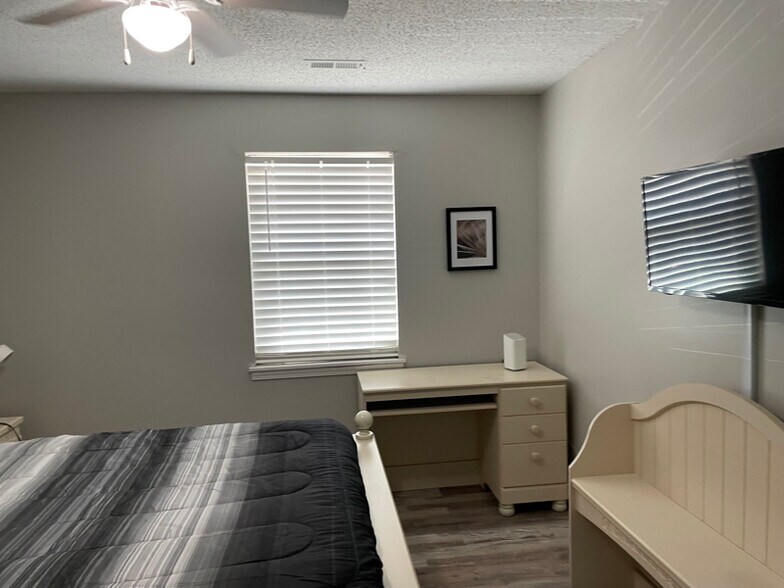 Building Photo - 12326 Chicamauga Trail SE