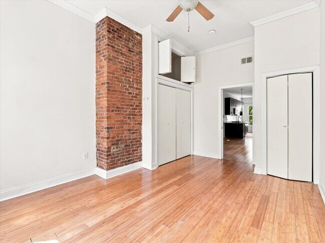 Building Photo - 125 Sherman Ave