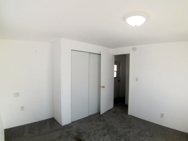 Building Photo - 981 Stahlman Dr