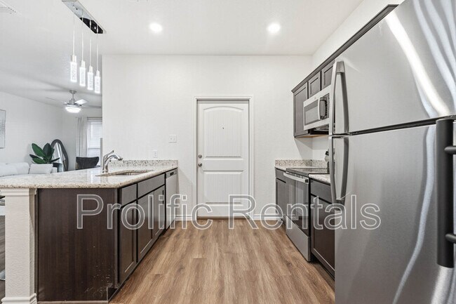 Building Photo - 5101 Rose Petal Ct