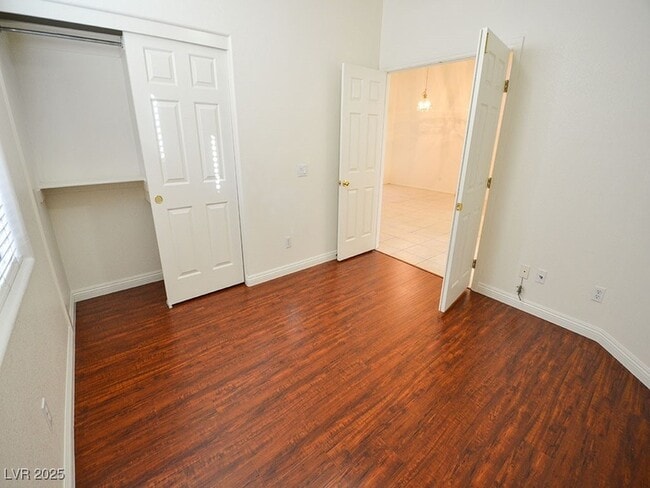 Building Photo - 10325 Whispy Willow Way