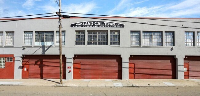 Building Photo - CHIC INDUSTRIAL 2BR/2BA CONDO Available Now!