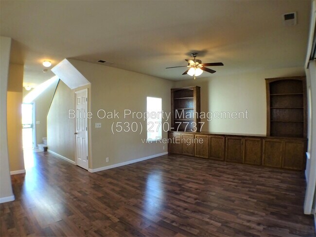 Building Photo - 573 E Eaton Rd