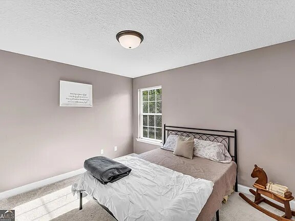 Building Photo - 732 Waterlily Ct